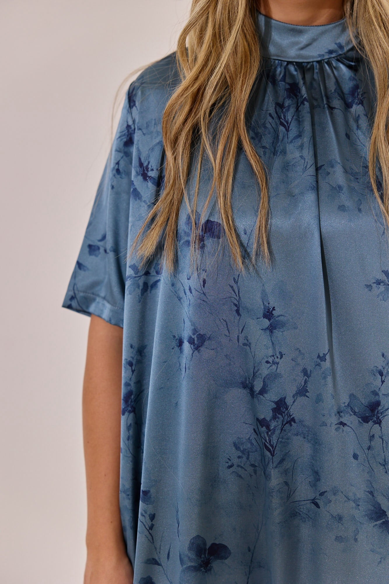 LAYA- BLUE FLOWERS