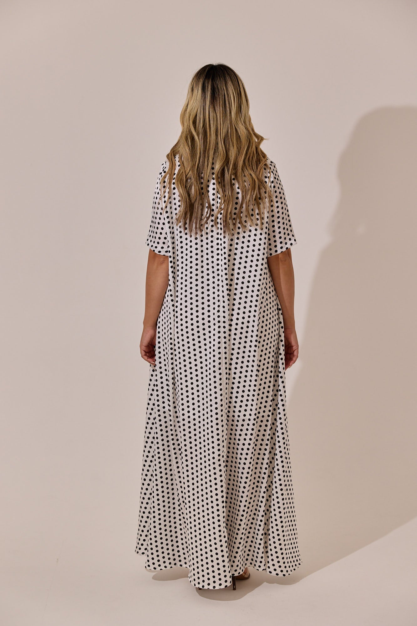 LAYA- DOTS